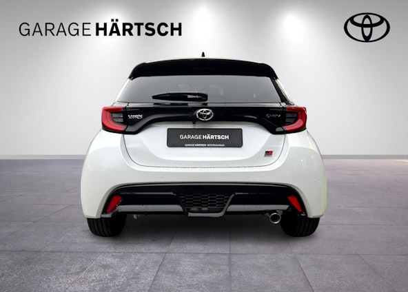 Vehicle image 4 Vehicle image 4