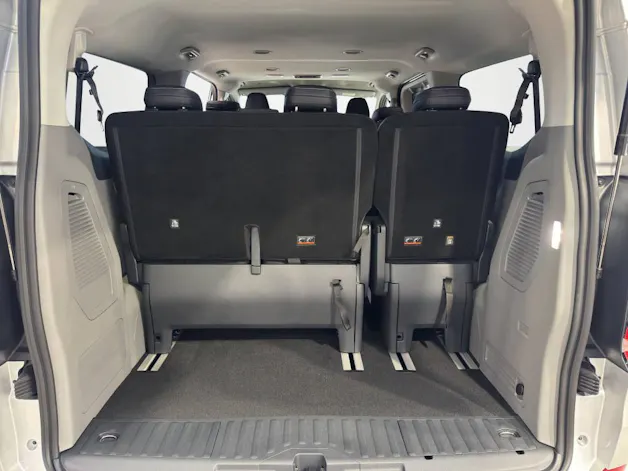 Ford Tourneo Custom 320 L2 2.0 EcoBlue 170 Titanium