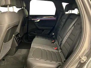 VW Touareg 3.0 V6 TDI R-Line 4Motion