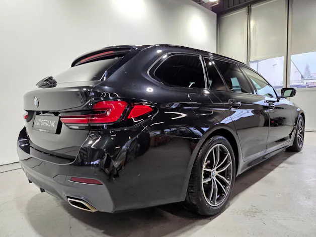 BMW 520d xDrive M-Sport Touring