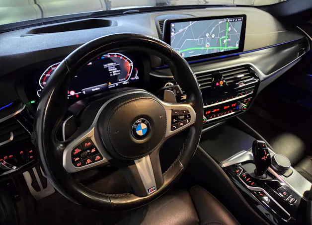 BMW 520d xDrive M-Sport Touring