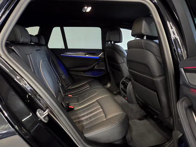BMW 520d xDrive M-Sport Touring