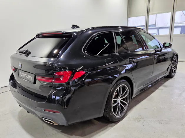 BMW 520d xDrive M-Sport Touring