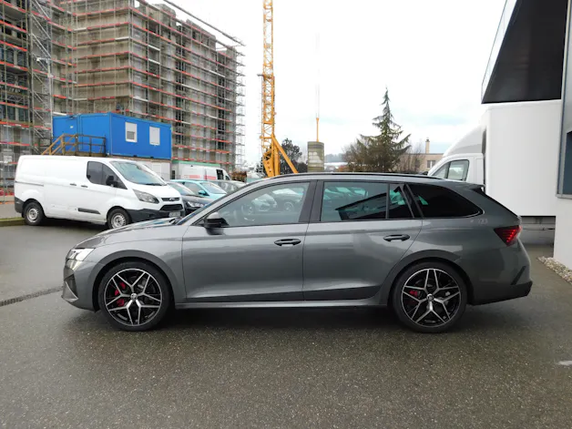Škoda Octavia Combi 2.0 TSI DSG RS