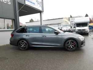 Škoda Octavia Combi 2.0 TSI DSG RS
