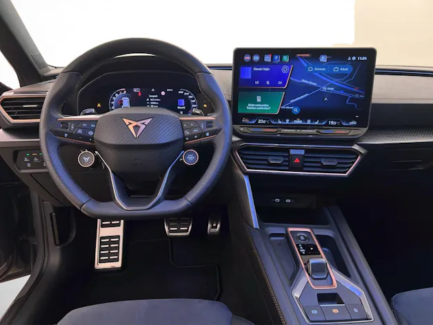 Cupra Leon ST 2.0 TSI 333PS VZ 4Drive
