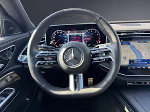 Mercedes-Benz E 200 9G-Tronic 4Matic