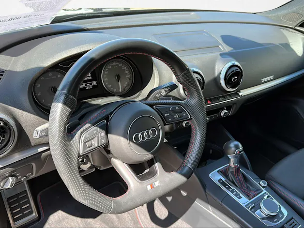 Audi S3 Sportback 2.0 TFSI quattro S-tronic