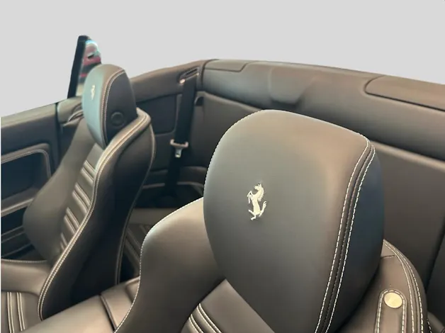 Ferrari California Trenta 490 cv