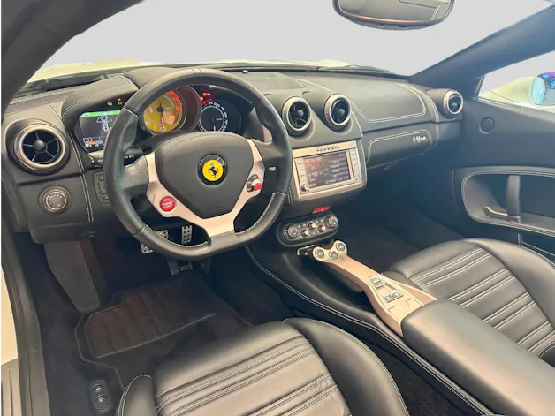 Ferrari California Trenta 490 cv