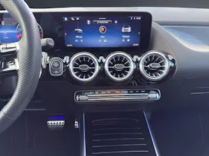 Mercedes-Benz GLA 220 4Matic 8G-DCT