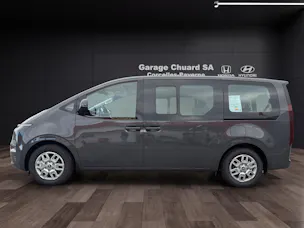 Hyundai Staria Wagon 1.6 T-GDi HEV Amplia A