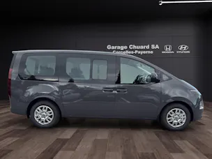 Hyundai Staria Wagon 1.6 T-GDi HEV Amplia A