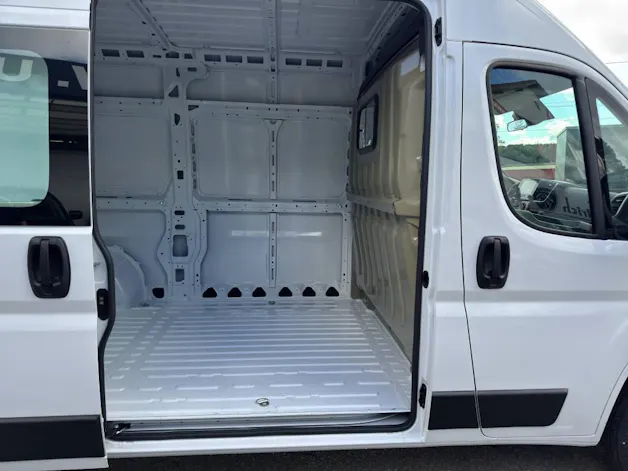 Peugeot Boxer Kaw. 335 L2H2 2.2 BHDI 140 PS S&S