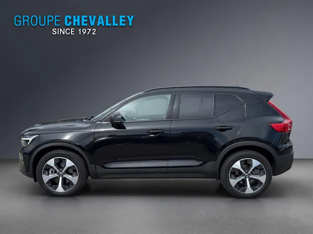 Volvo XC40 B3 Benzin Mild Hybrid Plus Dark DCT