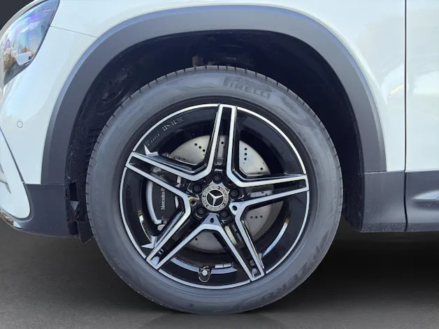 Mercedes-Benz GLB 220 4Matic 8G-Tronic