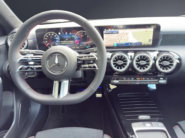 Mercedes-Benz A 220 4Matic 8G-DCT