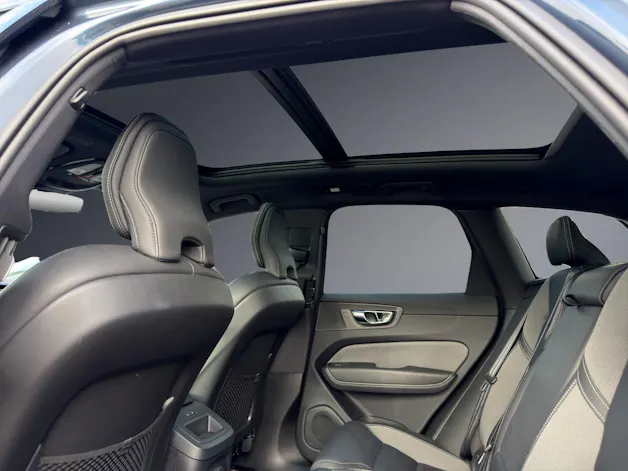 Volvo XC60 T6 eAWD PluginHybrid Plus Dark Geartronic
