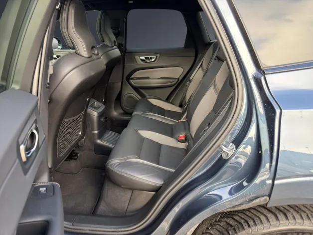 Volvo XC60 T6 eAWD PluginHybrid Plus Dark Geartronic