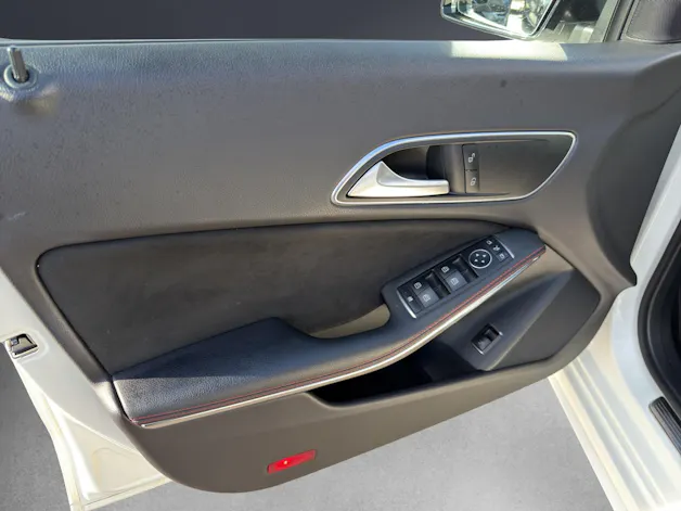 Mercedes-Benz CLA Shooting Brake 250 Sport 4Matic 7G-DCT
