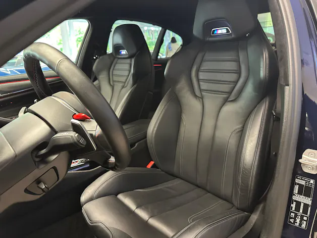BMW M5 xDrive Drivelogic