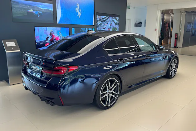 BMW M5 xDrive Drivelogic