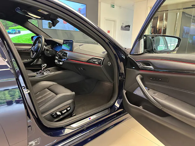 BMW M5 xDrive Drivelogic