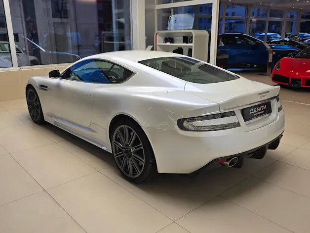 Aston Martin DBS Coupé