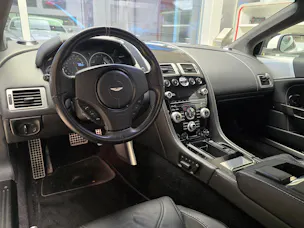Aston Martin DBS Coupé