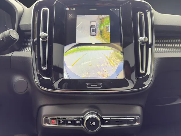 Volvo EX40 82kWh Twin Motor AWD Ultra Xcentric Edition