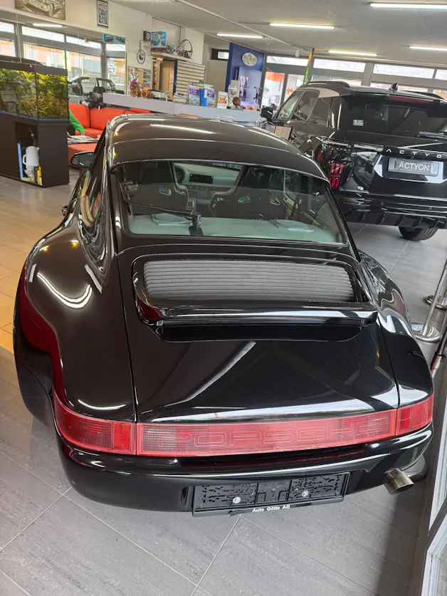 Porsche 911 Carrera 2 Strosek