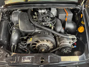 Porsche 911 Carrera 2 Strosek