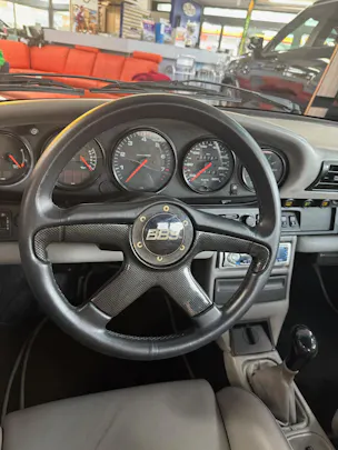Porsche 911 Carrera 2 Strosek
