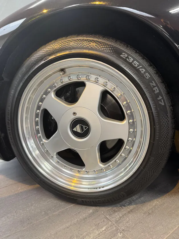 Porsche 911 Carrera 2 Strosek