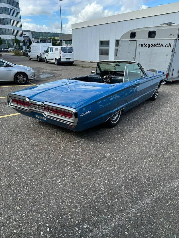 Ford Thunderbird