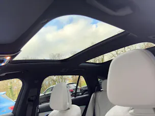 Mercedes-Benz E 300 de T 4Matic EQ Hybrid 9G-Tronic