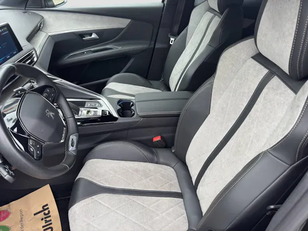 Peugeot 3008 1.6 Plug-in Hybrid4 GT