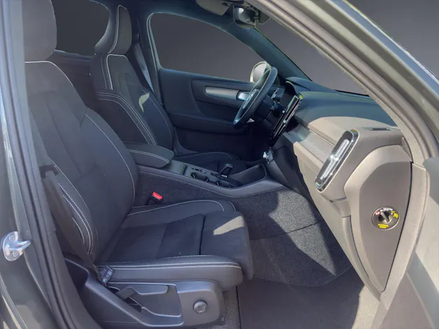 Volvo XC40 B3 Benzin Mild Hybrid Xcite DCT
