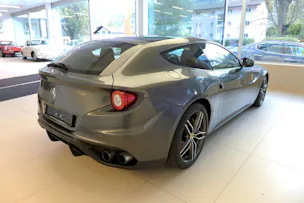 Ferrari FF Toit panoramique / Glasdach