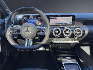 Mercedes-Benz A 220 4Matic 8G-DCT