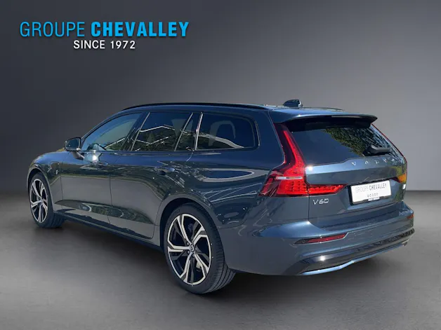 Volvo V60 T6 eAWD Plug in Hybrid Plus Dark Geartronic