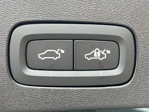 Volvo V60 T6 eAWD Plug in Hybrid Plus Dark Geartronic