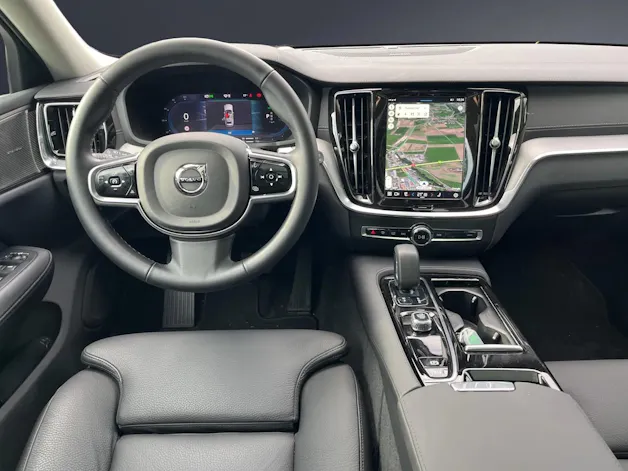 Volvo V60 T6 eAWD Plug in Hybrid Plus Dark Geartronic