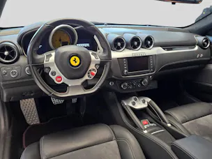Ferrari FF /// NOVITEC