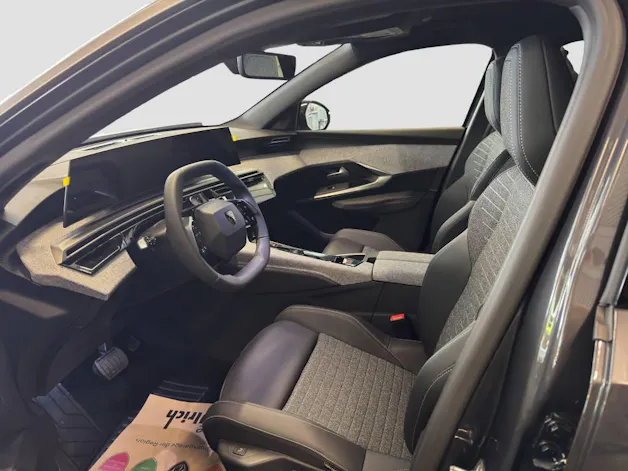 Peugeot 3008 1.2 Hybrid Allure Premium