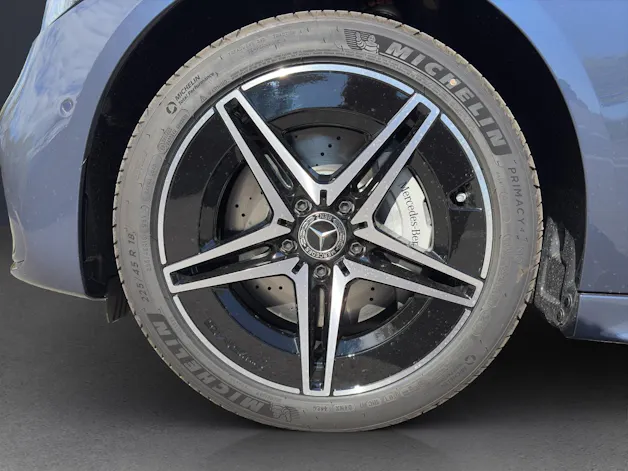 Mercedes-Benz C 400e 4 Matic EQ Hybrid