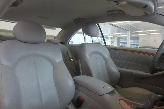 Mercedes-Benz CLK 500 Elégance Automatic