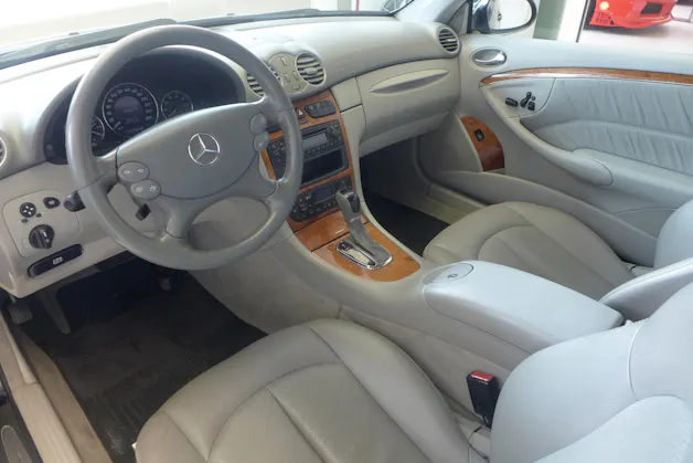 Mercedes-Benz CLK 500 Elégance Automatic