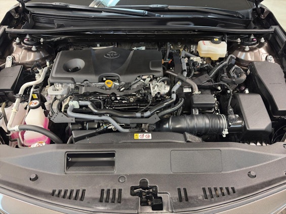 Vehicle image 19 Vehicle image 19