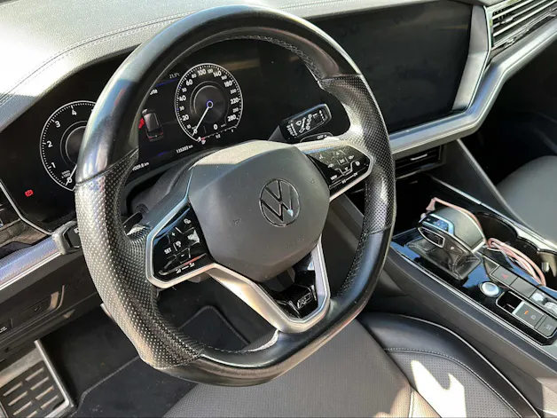 VW Touareg 3.0 TSI R-Line Tiptronic